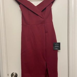Off the shoulder bodycon dress